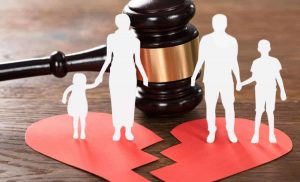 Chồng sống không có trách nhiệm với vợ con, người vợ có nên ly hôn không?