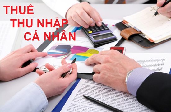 Chia di sản thừa kế theo di chúc có phải đóng thuế cho nhà nước không – Luật 24h