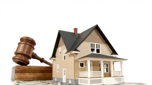 Thuế phí phải đóng khi mua bán chuyển nhượng đất – Luật 24H