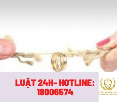 Bán mẫu đơn ly hôn tại huyện Ngọc Hiển – Luật 24h