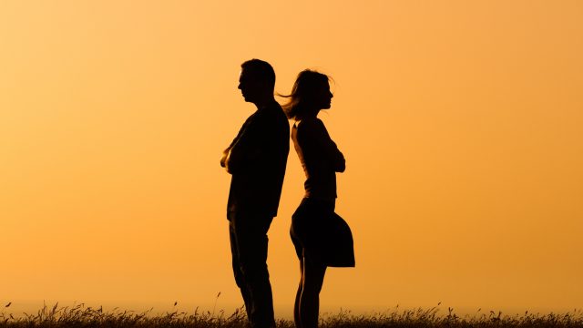 Ly hôn đơn phương ly hôn thuận tình tại tòa án Trường Sa