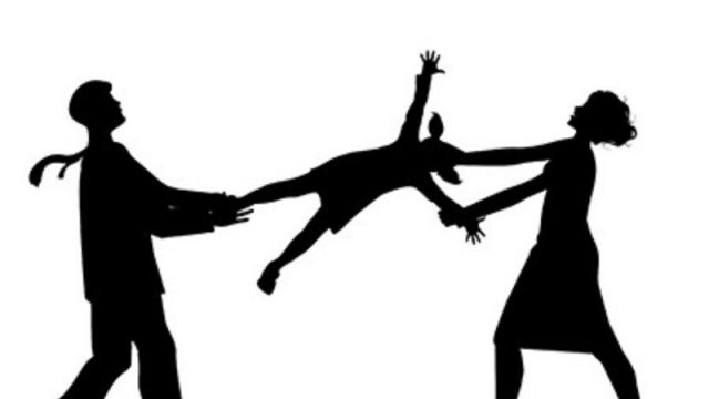 Thủ tục khởi kiện giành quyền nuôi con tại tòa án huyện Mai Sơn