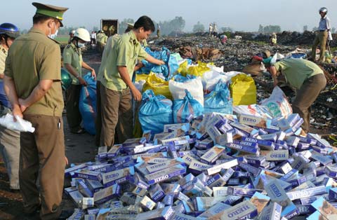 Buôn lậu thì bị bao nhiêu năm tù giam