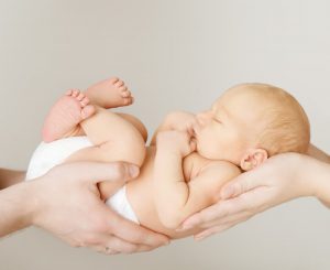 Đánh giá về thực trạng nuôi con nuôi có yếu tố nước ngoài ở Việt Nam hiện nay