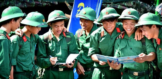 Đậu đại học có được miễn hay hoãn nghĩa vụ quân sự không