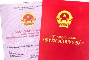 Hợp đồng chuyển nhượng quyền sử dụng đất có phải công chứng không?