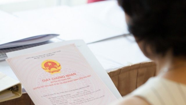 Xin cấp giấy chứng nhận quyền sử dụng đất phải làm thế nào?