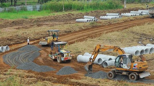 Thời gian thẩm định, phê duyệt nhiệm vụ và đồ án quy hoạch đô thị Đất trong quy hoạch có được chuyển nhượng không?