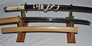 Kiếm katana có được xem là vũ khí không?