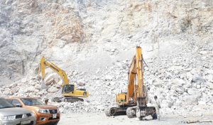 Thủ tục xin cấp phép khai thác mỏ đá – Gọi 1900 6574 