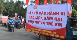 Việc phát hiện báo tin về bạo lực gia đình được quy định như thế nào?